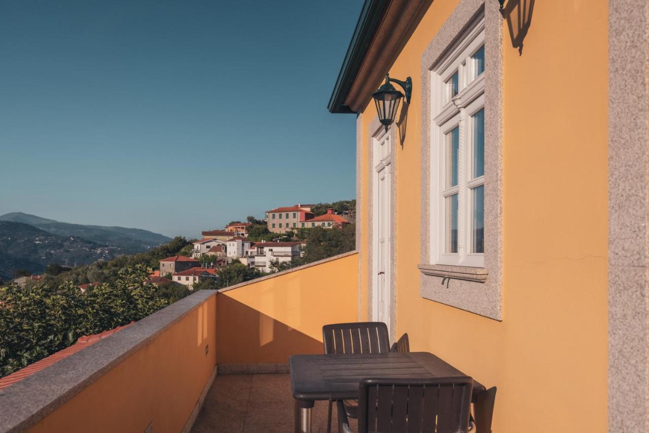 Quinta Do Outeiro Guest House Resende Eksteriør bilde