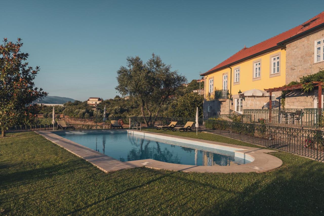 Quinta Do Outeiro Guest House Resende Eksteriør bilde